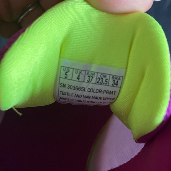 Skechers Vibrant Pink Athletic Shoes - Picture 8 of 8